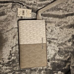 Michael Kors Gray and Cream Men's Bag